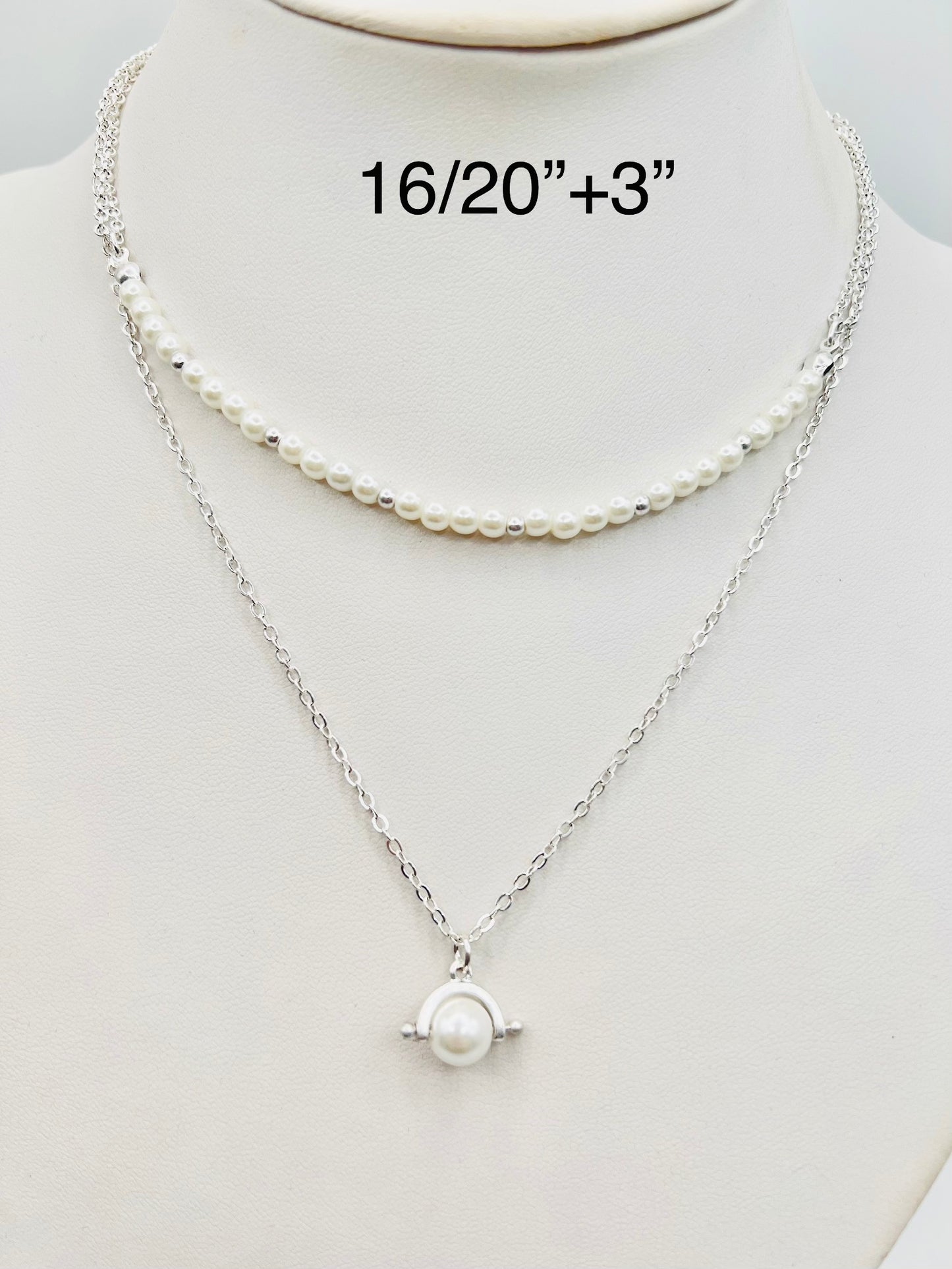 Pearl and Chain Layered Necklace