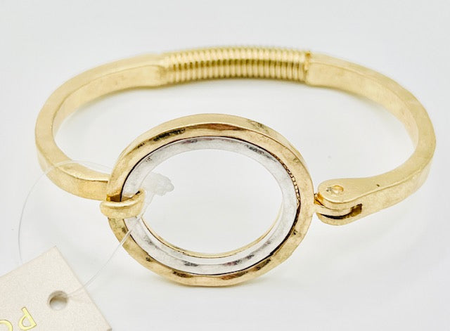 Hammered Metal Two-Tone Circle Bracelet